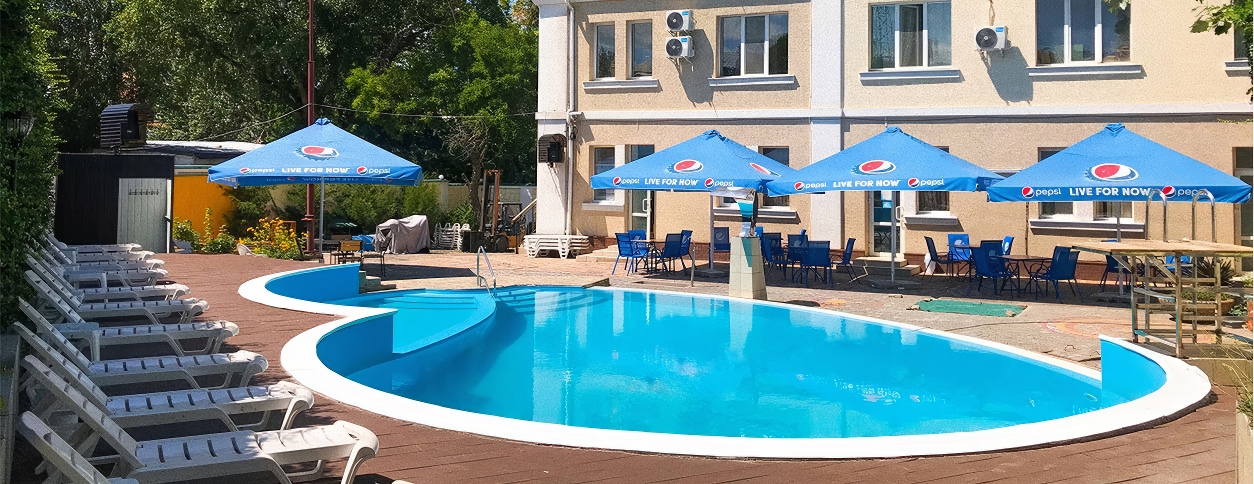 Каравелла басейн (Миколаїв)