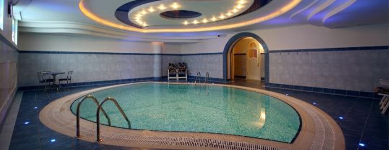 Бассейн Кедр (Симферополь)