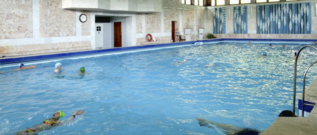 Бассейн Кристальный замок (Трускавец)