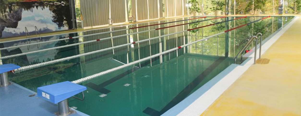 Бассейн Молодость (Павлоград)