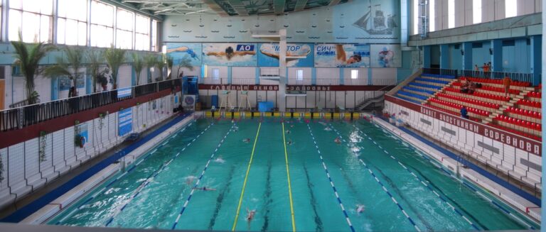 бассейн славутич