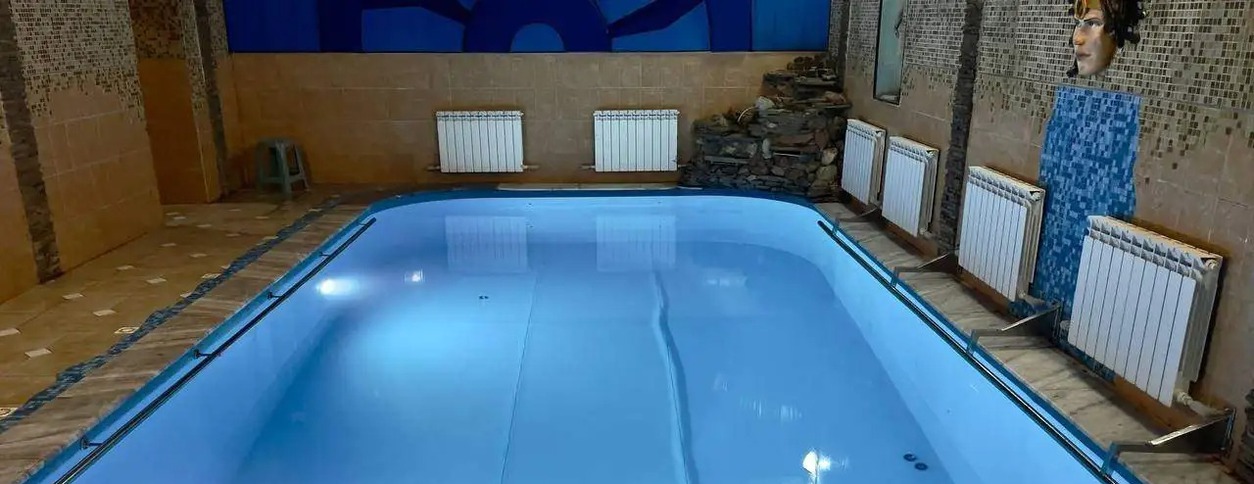 Басейн Чарівний замок (Суми)