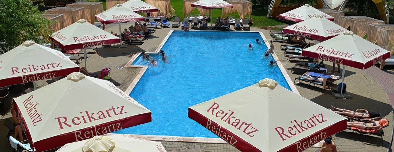 ренессанс бассейн запорожье цена