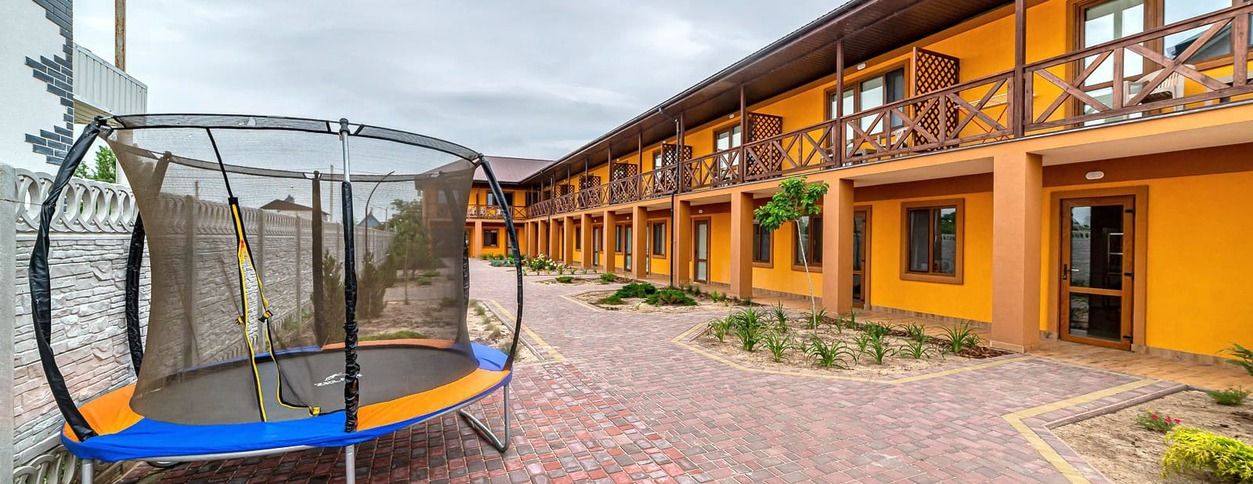 ренессанс бассейн запорожье 