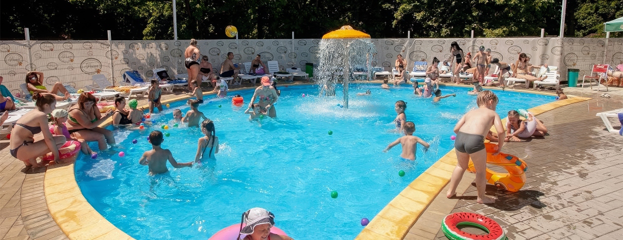 Басейн Гай (Донецьк)