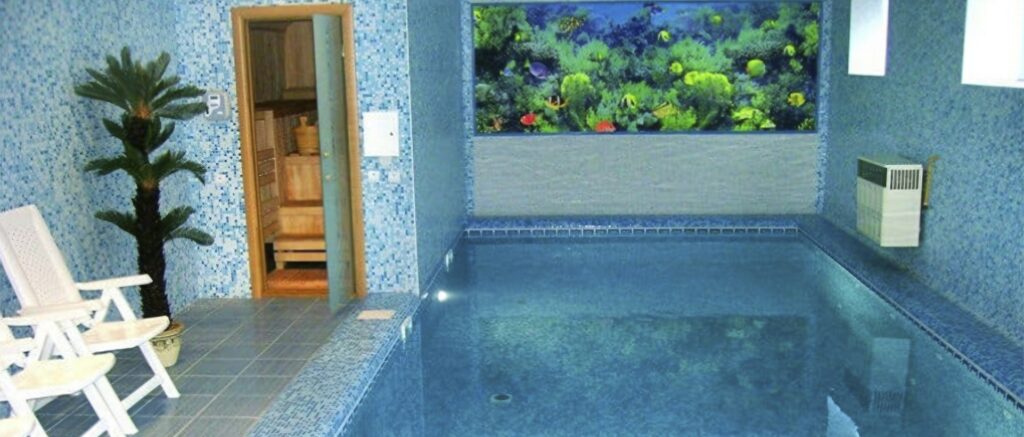 Бассейн спортклуба Элит (Ровно)